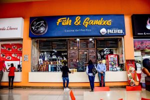 Restaurante Fish and Gambas en plaza Outlet Puebla Premier