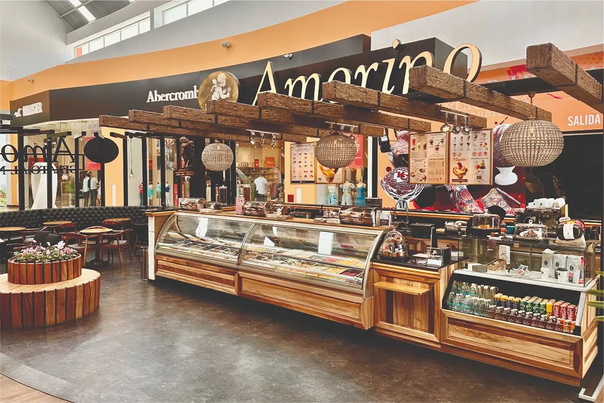 Helados Amorino en plaza Outlet Puebla Premier