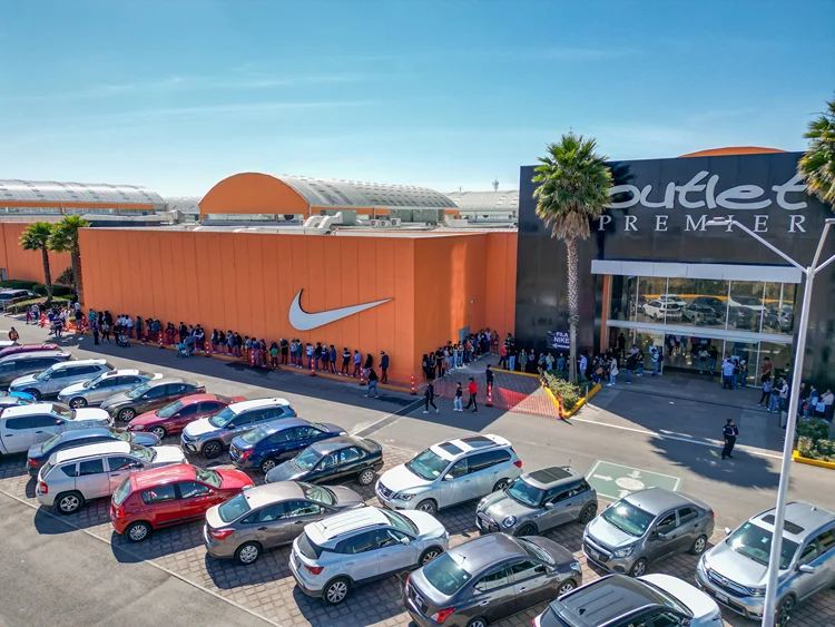 Ofertas del Buen Fin en tienda Nike Outlet Puebla Premier