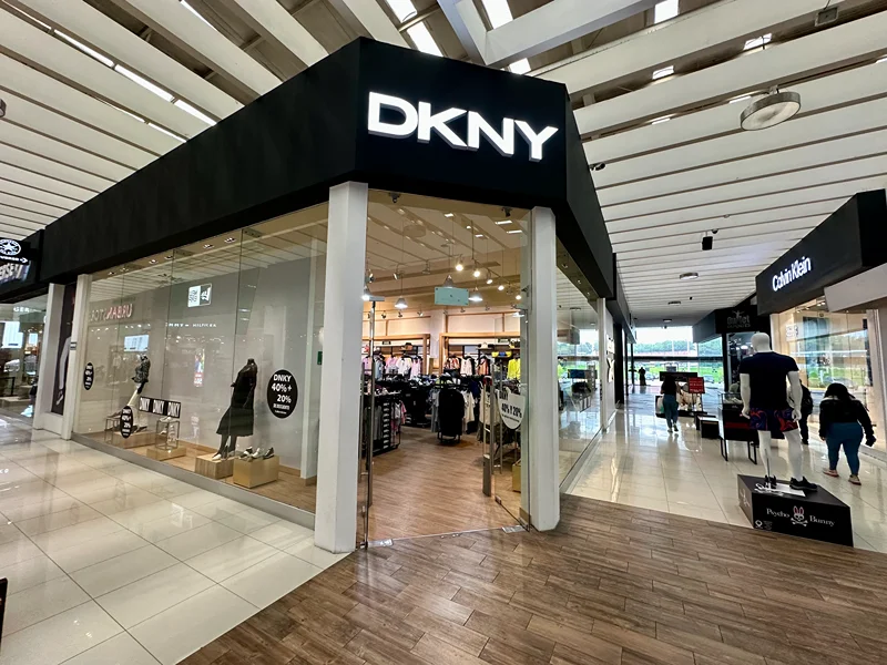 Tienda DKNY en Outlet Puebla Premier