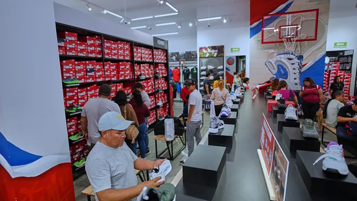 Nueva colección de Reebok disponible con precios de outlet para el Buen Fin