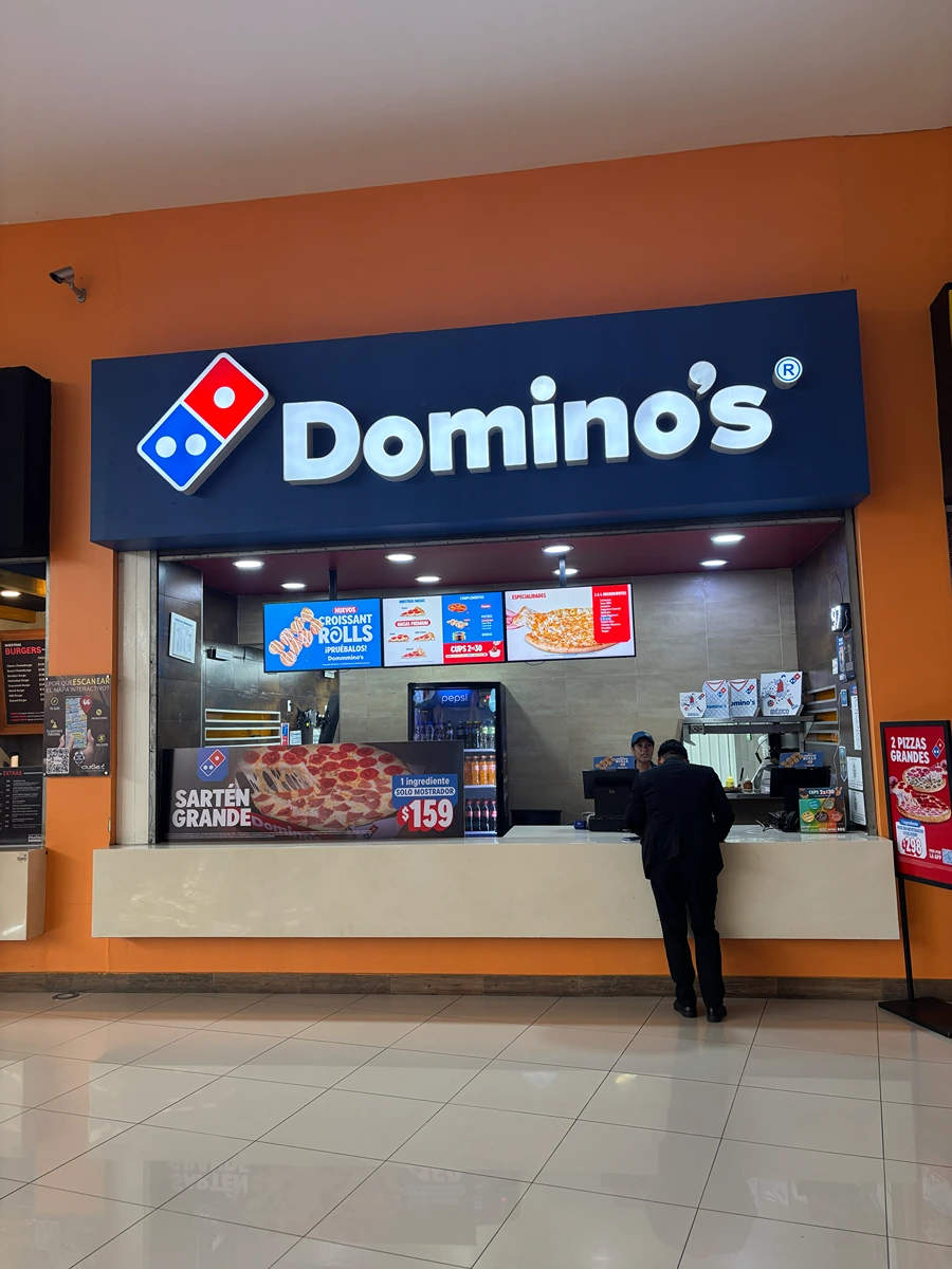 Pizzería Dominos Outlet Puebla Premier