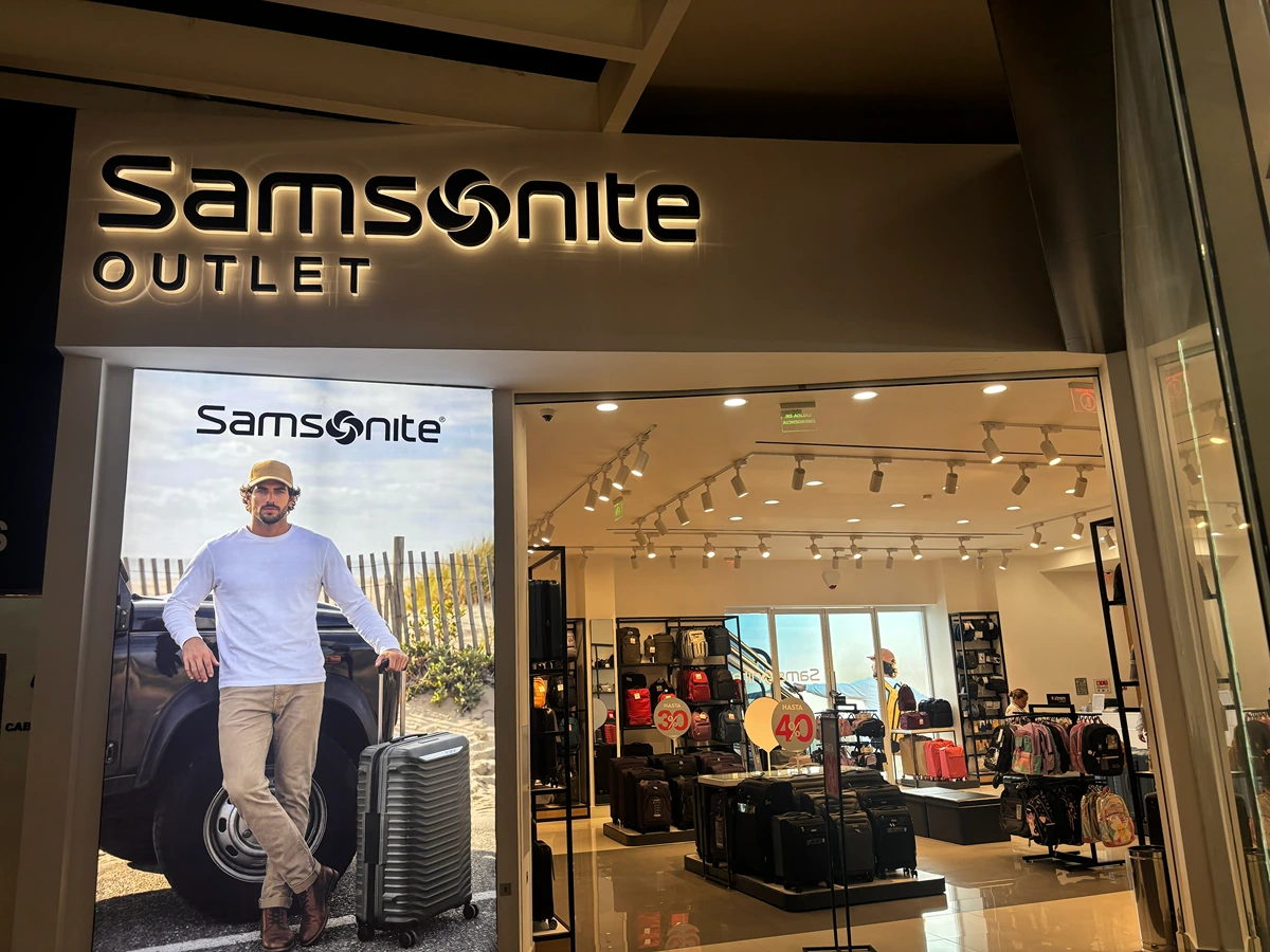 Tienda Samsonite Outlet Puebla Premier