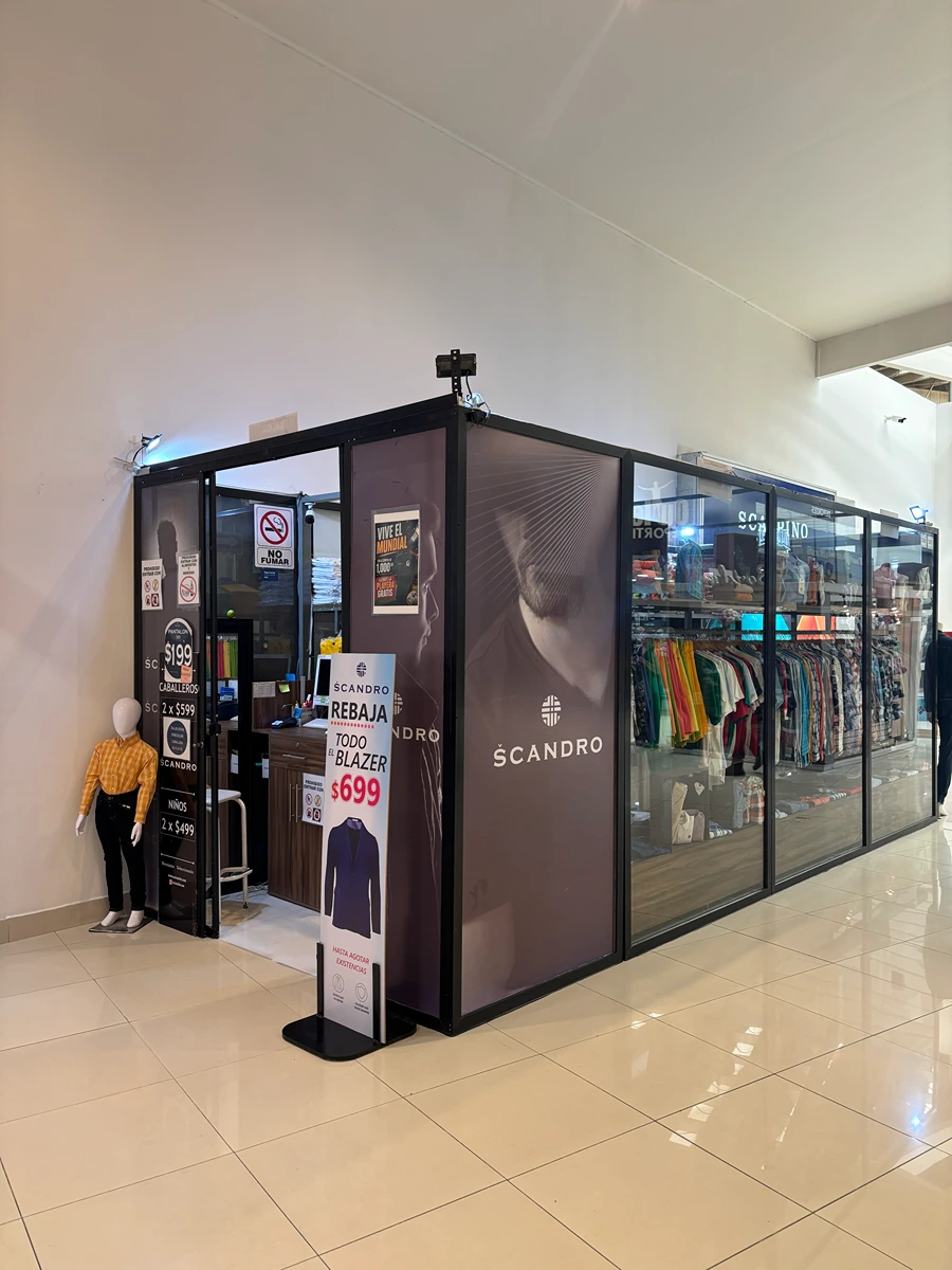 Tienda Scandro centro comercial Outlet Puebla Premier