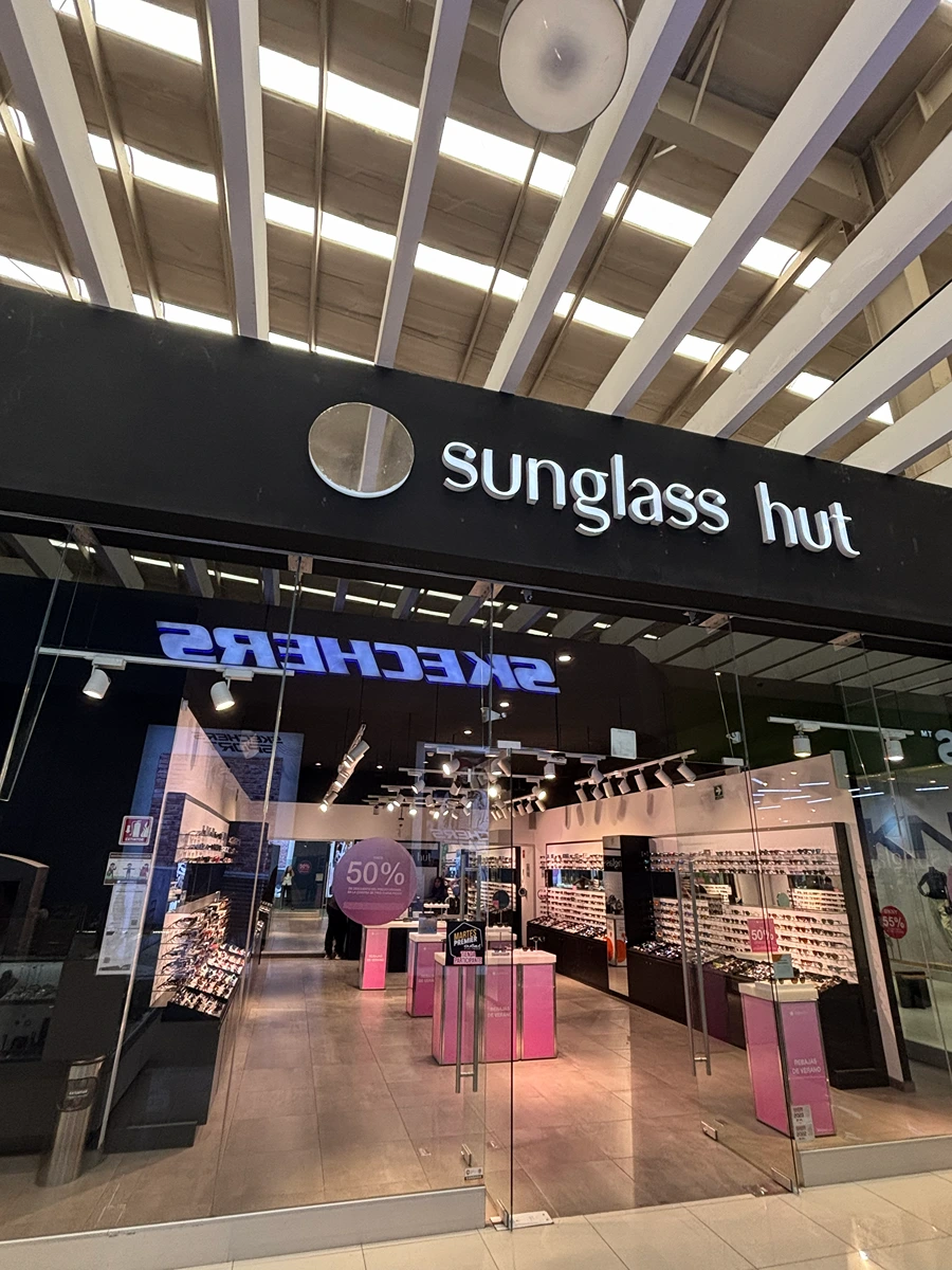 Tienda Sunglass hut Outlet Puebla Premier